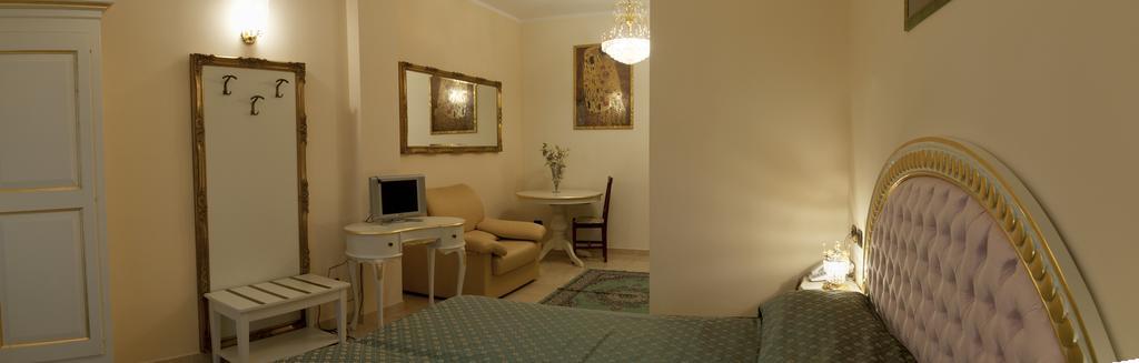 Hotel Mediterraneo